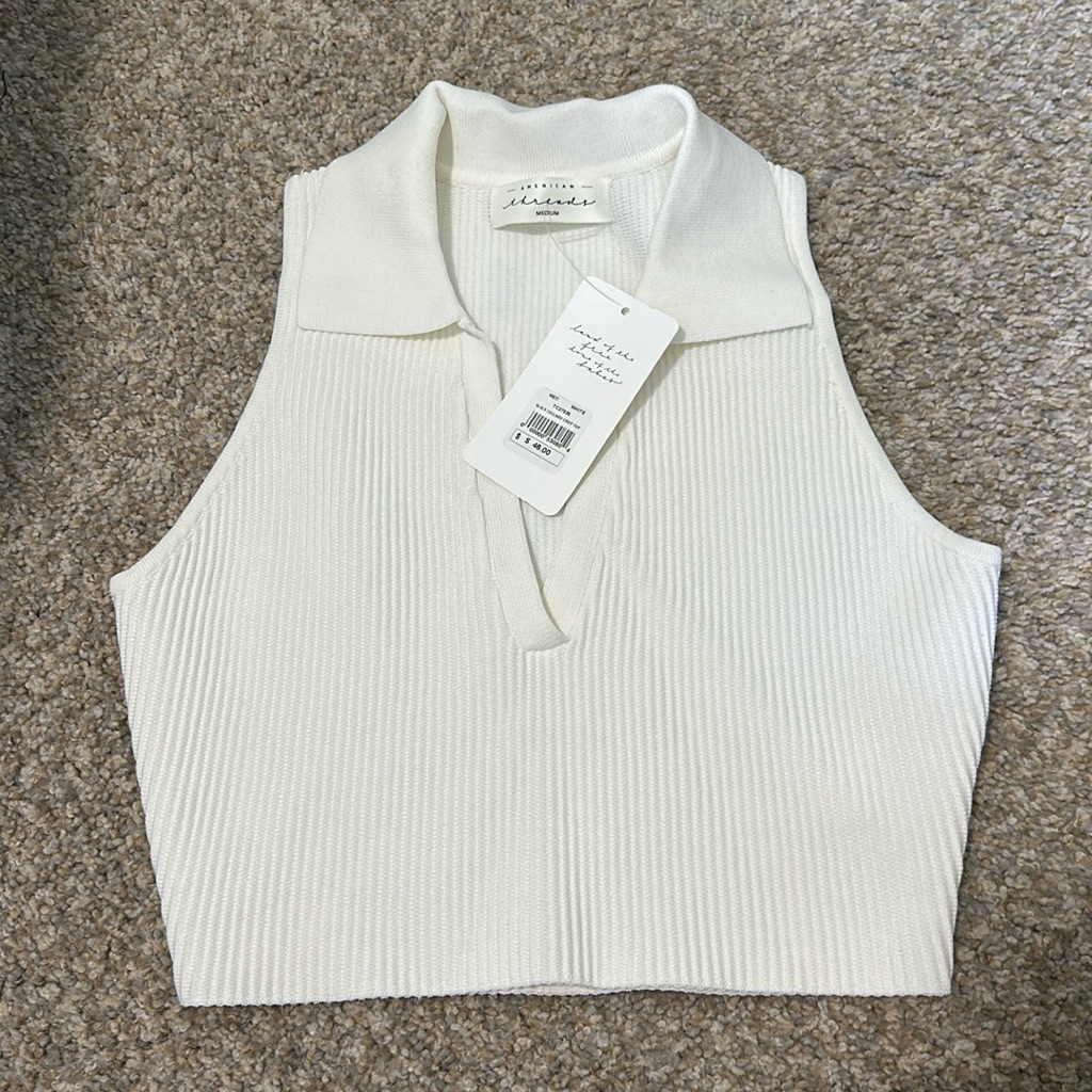 Brand New American Threads Top